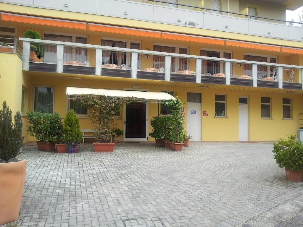 Hotel Meridiana Tabiano Terme Extérieur photo