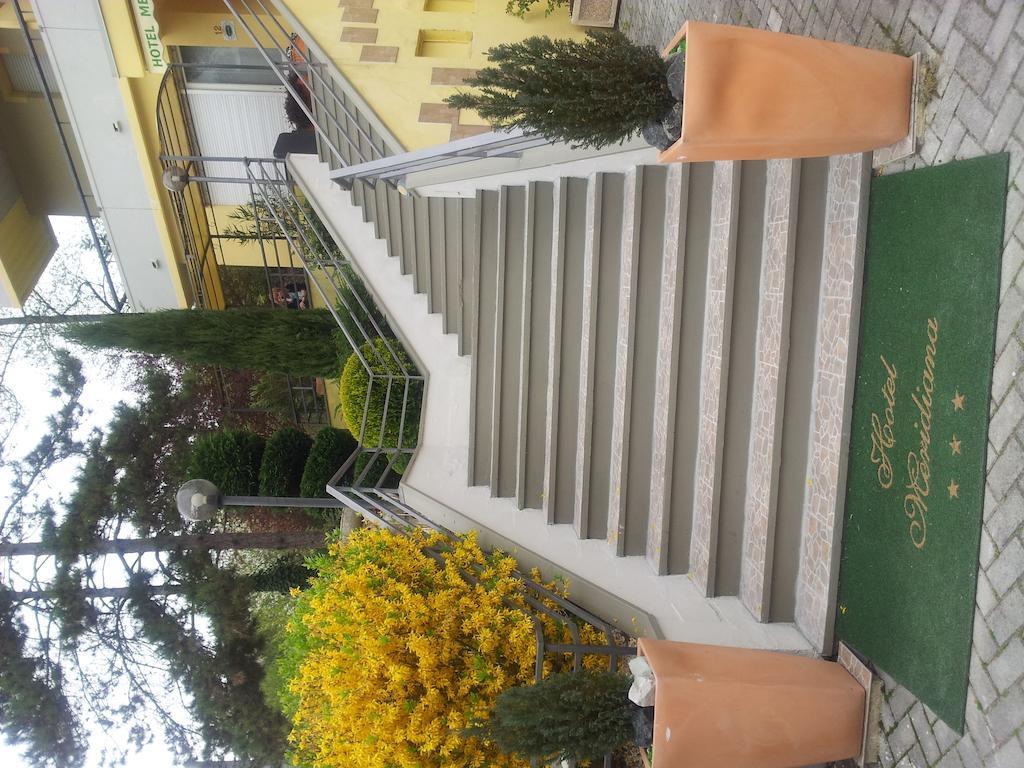 Hotel Meridiana Tabiano Terme Extérieur photo