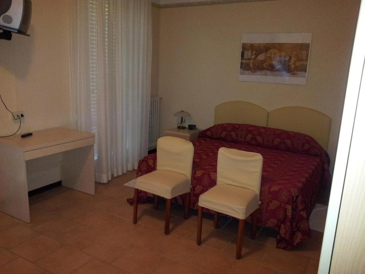 Hotel Meridiana Tabiano Terme Extérieur photo